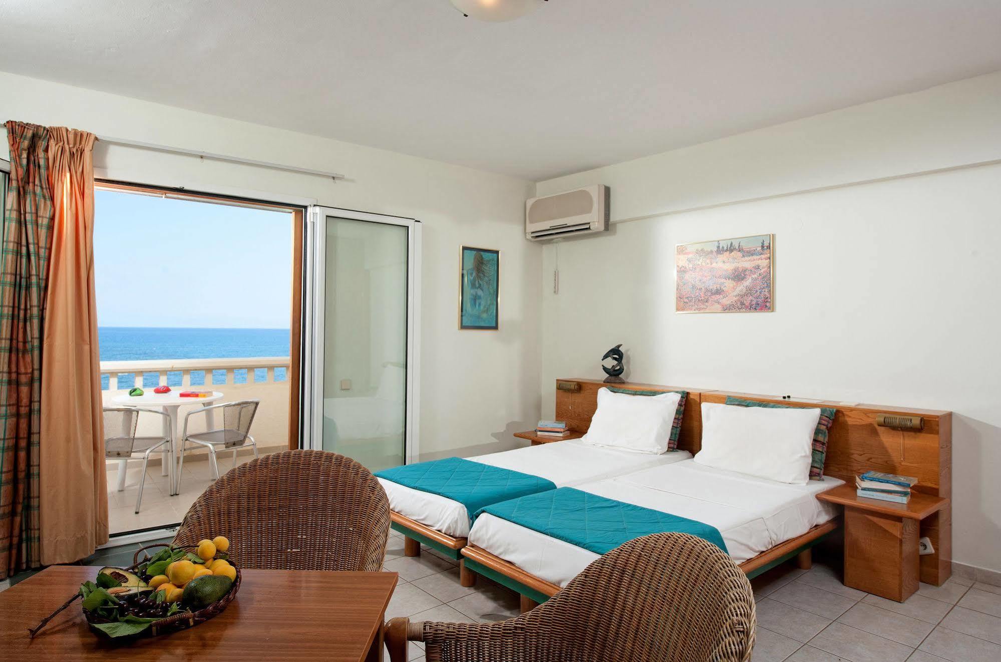 Andromeda Apartments & Studios Hersonissos  Exterior photo